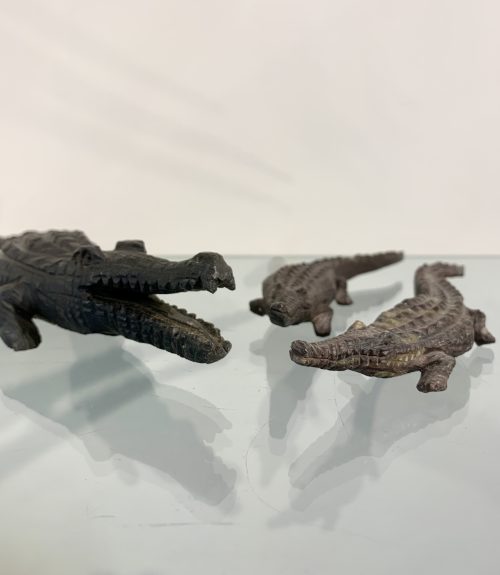 Krokodil, klein, handgemaakt van serpentijn, afkomstig uit Zimbabwe. ca. 20 cm. lang