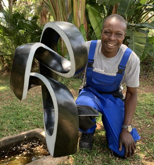 Endless River gemaakt van Springsteen door Robert Chikumbo uit Chitungwiza