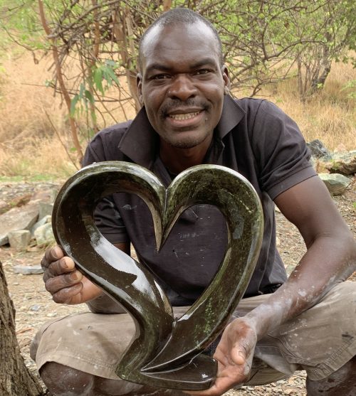 My Heart gemaakt van Cheetah Jade door Misheck Nyamapfuka uit Guruve in Zimbabwe