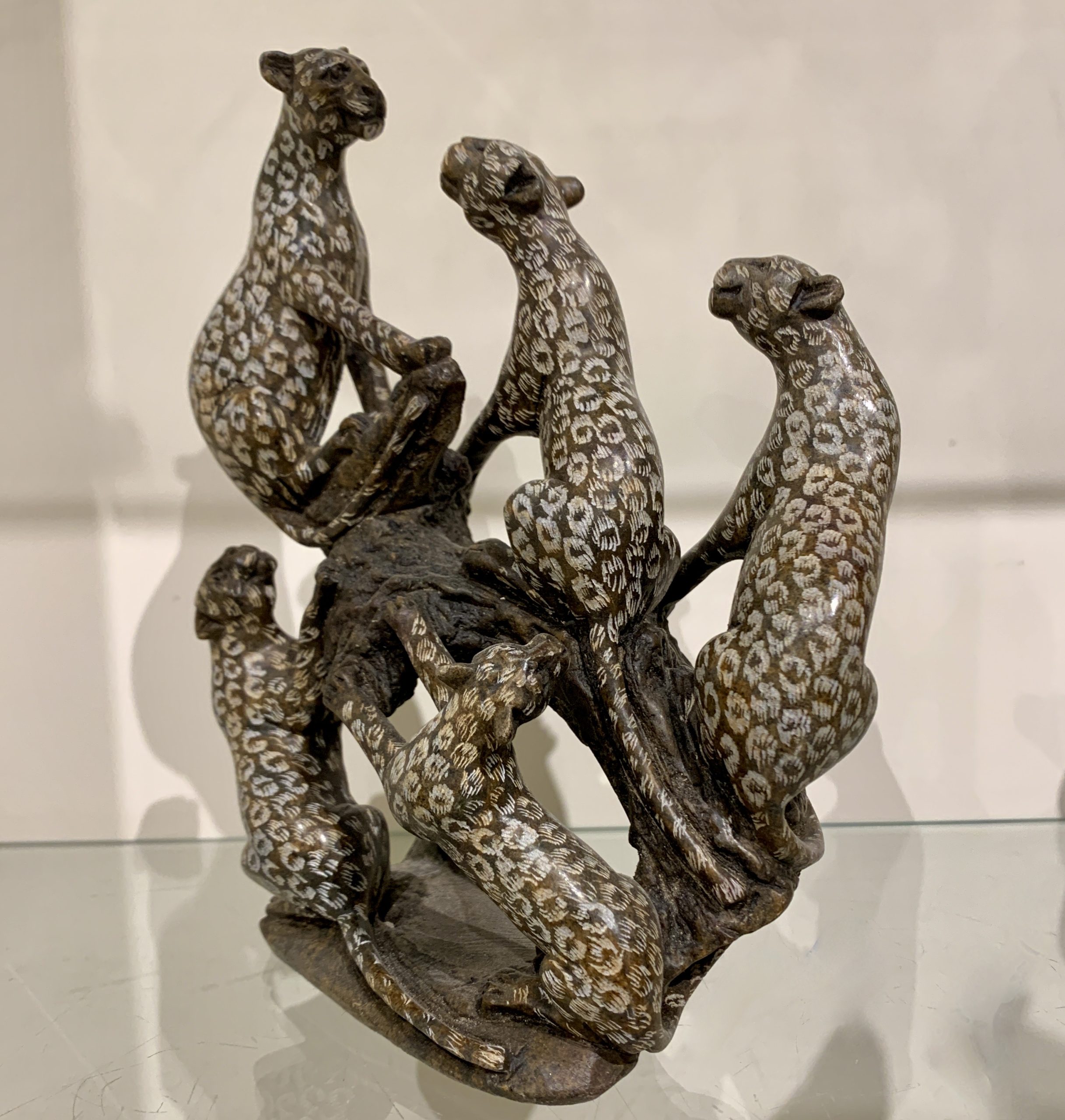 6251 - 5 Luipaarden - Serpentijn uit Zimbabwe