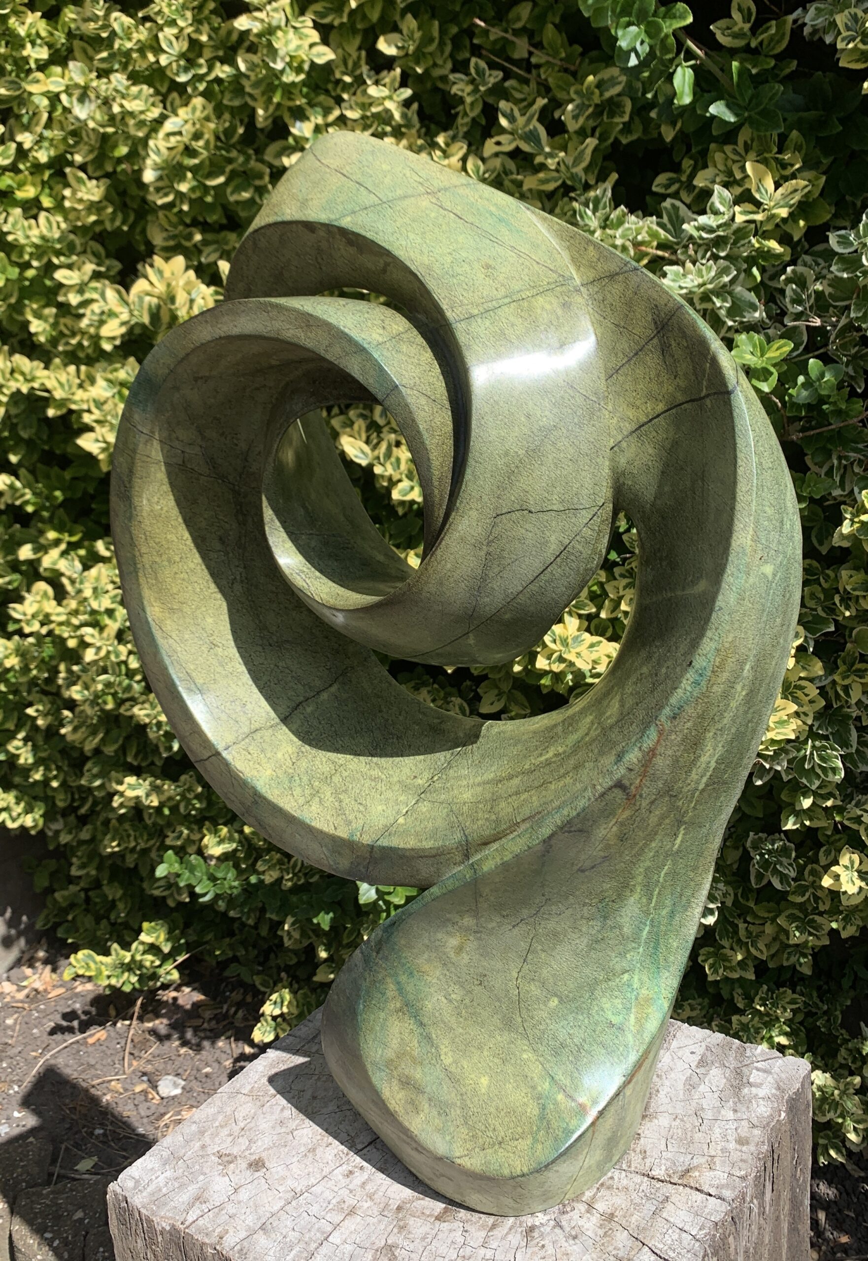 4048 - Willard Bopoto - 63x38 - Cheetah Jade - € 1295,00