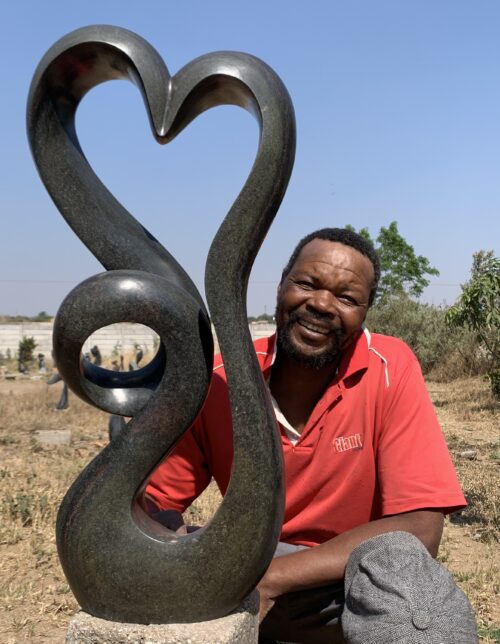 "Awarness" of Bewustzijn is gemaakt van het harde Springsteen door Godfrey Matangira uit Chitungwiza in Zimbabwe.